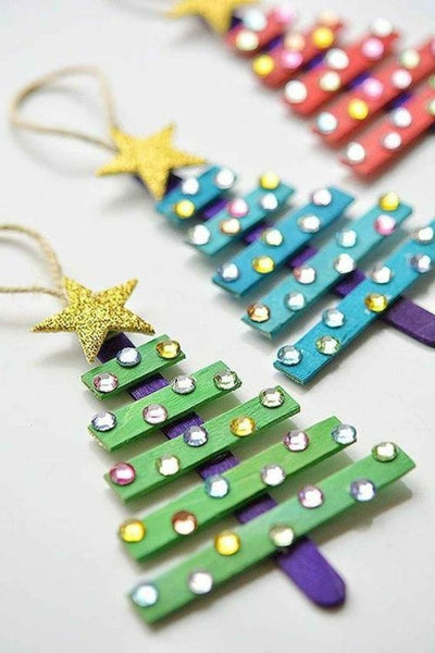 Enfeites de Natal fáceis (e baratos) para fazer com as crianças: Árvore com palitinhos de picolé