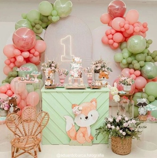 Ideias de aniversário de 1 ano para meninas: Rapozinha