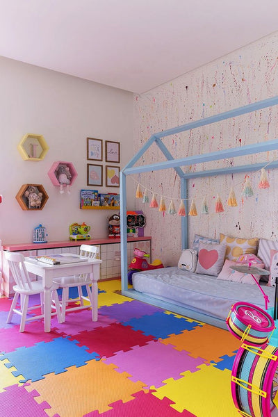 Ideias simples de decoração para quarto de menino e menina: Cores vibrantes