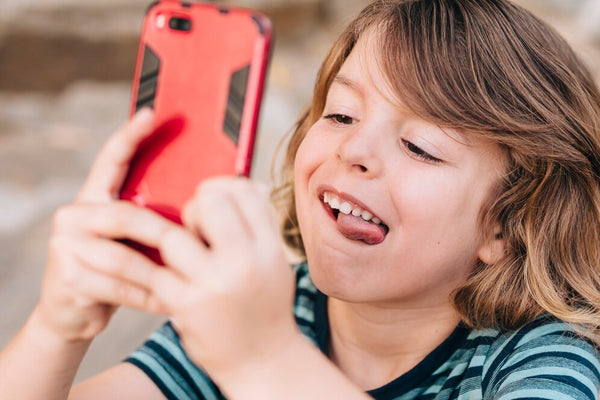Entenda a nova lei que proíbe o uso de celular nas escolas