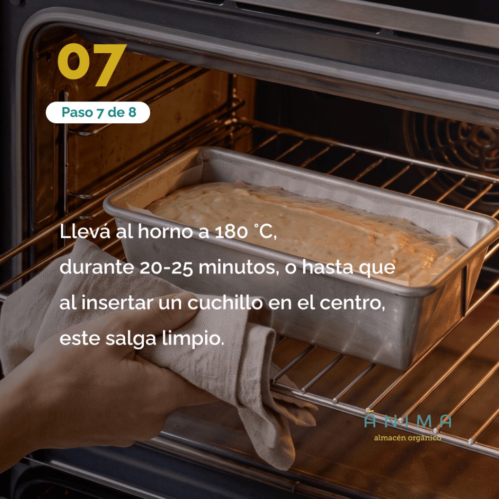 receta de budin o torta de arandanos saludable sin harina refinada con harina de almendras y harina de coco - anima organico