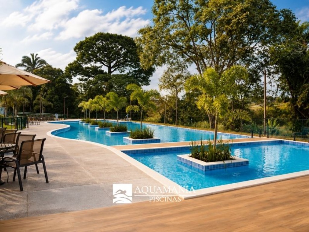piscina-com-floreira-piscina-infantil-em-aparecida-de-goiania