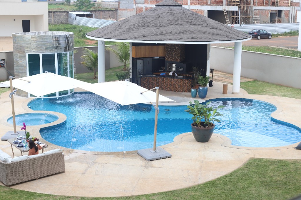 piscina-pastilha