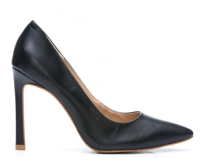 Scarpin Salto Fino Couro, R$ 189,90
