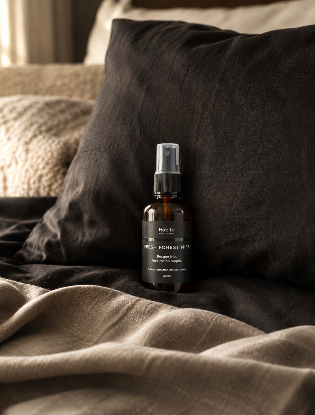 Fresh Forest Mist sobre textiles de cama